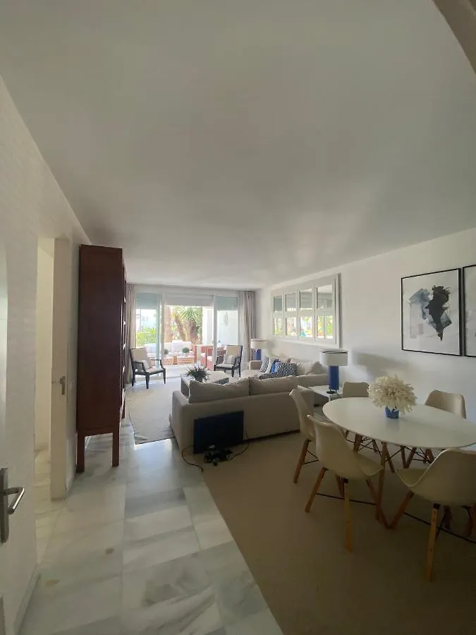 Alcazaba Beach Apartamento De Jardin Estepona