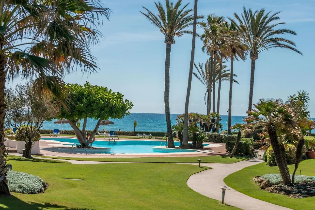 Alcazaba Beach Apartamento De Jardin Estepona Spain