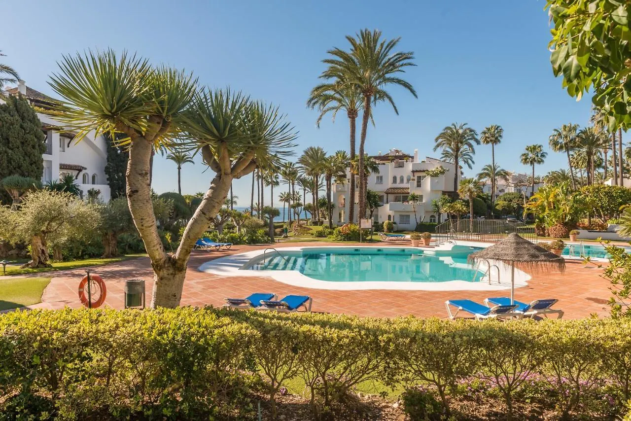 Alcazaba Beach Apartamento De Jardin Estepona